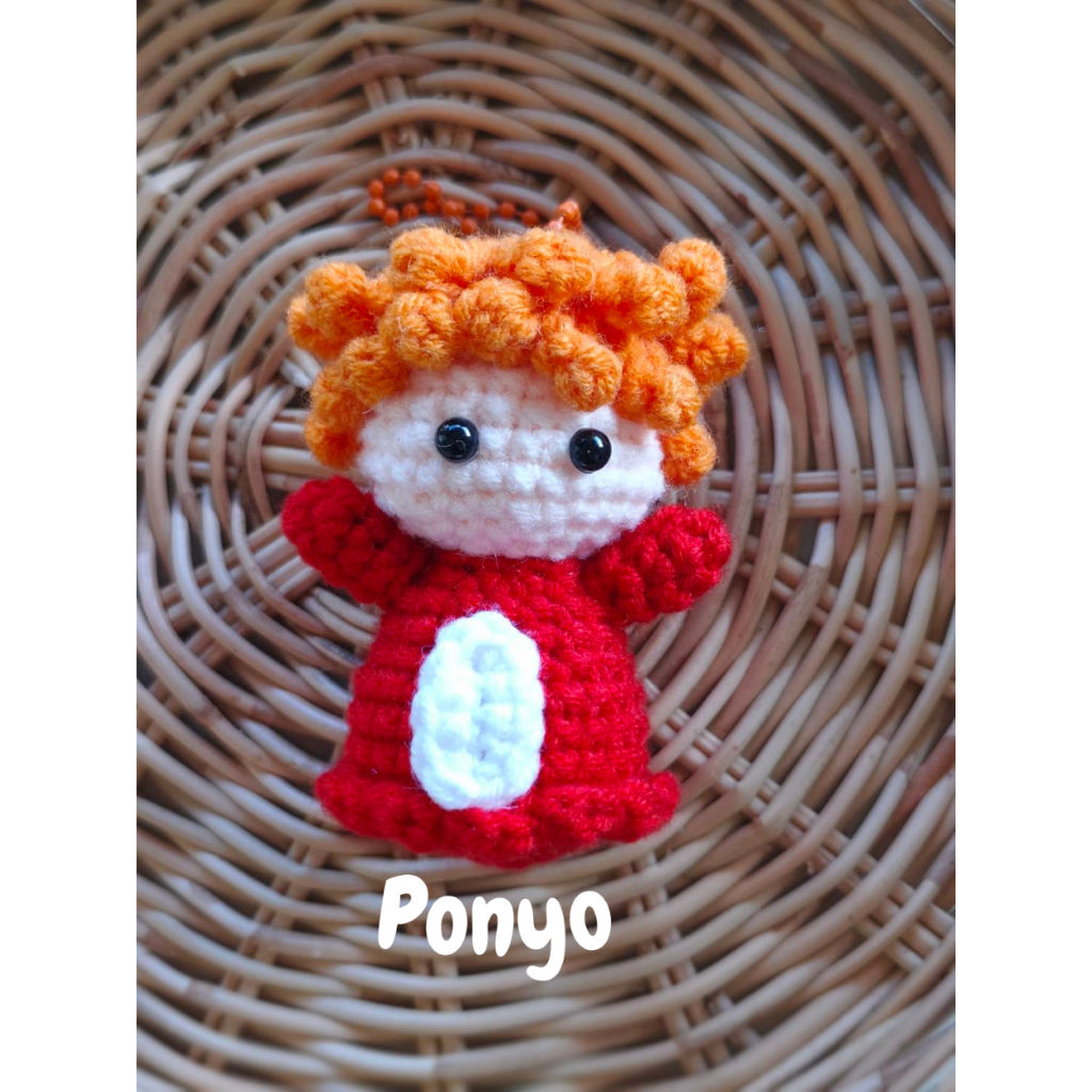 Ponyo พวงกุญแจไหมพรมน้องponyo ตุ๊กตาไหมพรม ของขวัญ ปัจฉิม