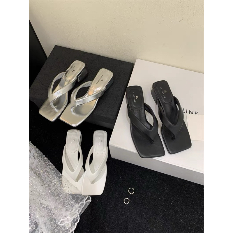 SJ2435 Low Heel Sandal