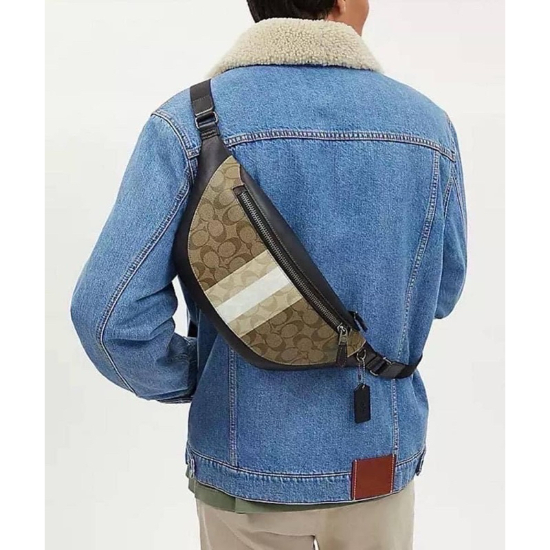 ^_^ ลดเพิ่มทุกวัน:โค้ดคุ้ม Xtra+ส่วนลดร้านค้า^_^ พร้อมส่ง แท้100% Warren Belt Bag In Signature Canvas คาดอกชาย 15 3/4“