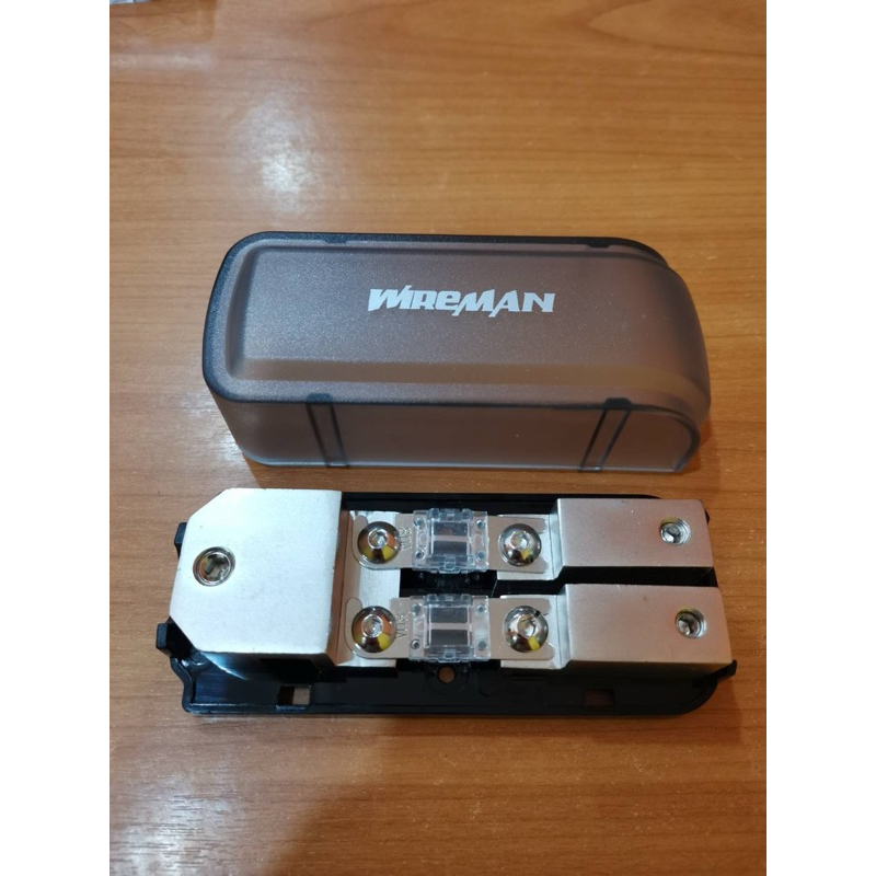 195บาท​ ฟิวส์​เข้า​1​ออก​2​ 100A​ x​ 2​ ติด​รถยนต์​