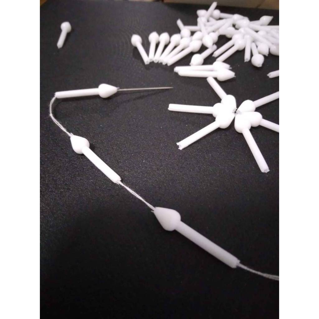 ดอกพุดตาข่าย ดอกพุดร้อยมาลัย ถุงเล็ก  1ถุง 130ดอก ดอกพุดตาข่ายพลาสติกอย่างดี ทนแดด ทนฝน พร้อมส่งจากไทย มีรูร้อยได้เลย - รูปที่ 2