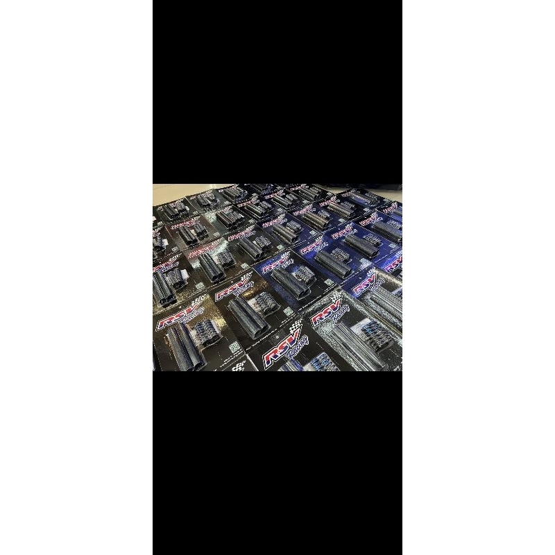 สปริงโหลดโช๊คหน้า x max แบรนด์ rsv 1.5-2นิ้ว แจ้งแอดมินในแชทได้เลยค่ะ