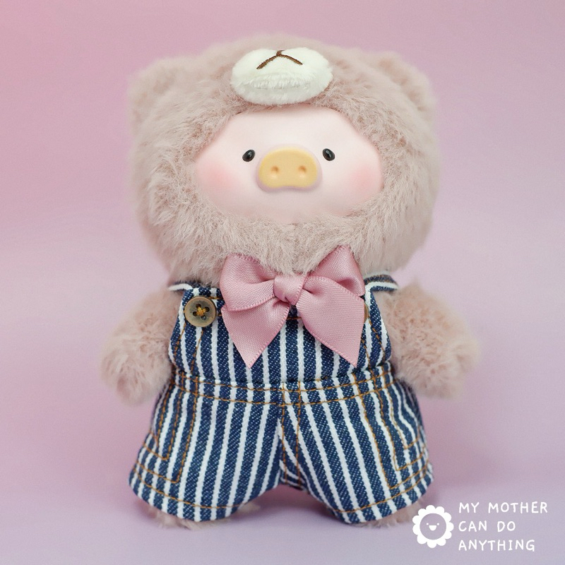 (พร้อมส่ง ) ชุดตุ๊กตา Teddy LuLu (หมู) เอี๊ยม“กางเกงยีนส์ริ้ว” (ไม่รวมหมวก/โบว์)