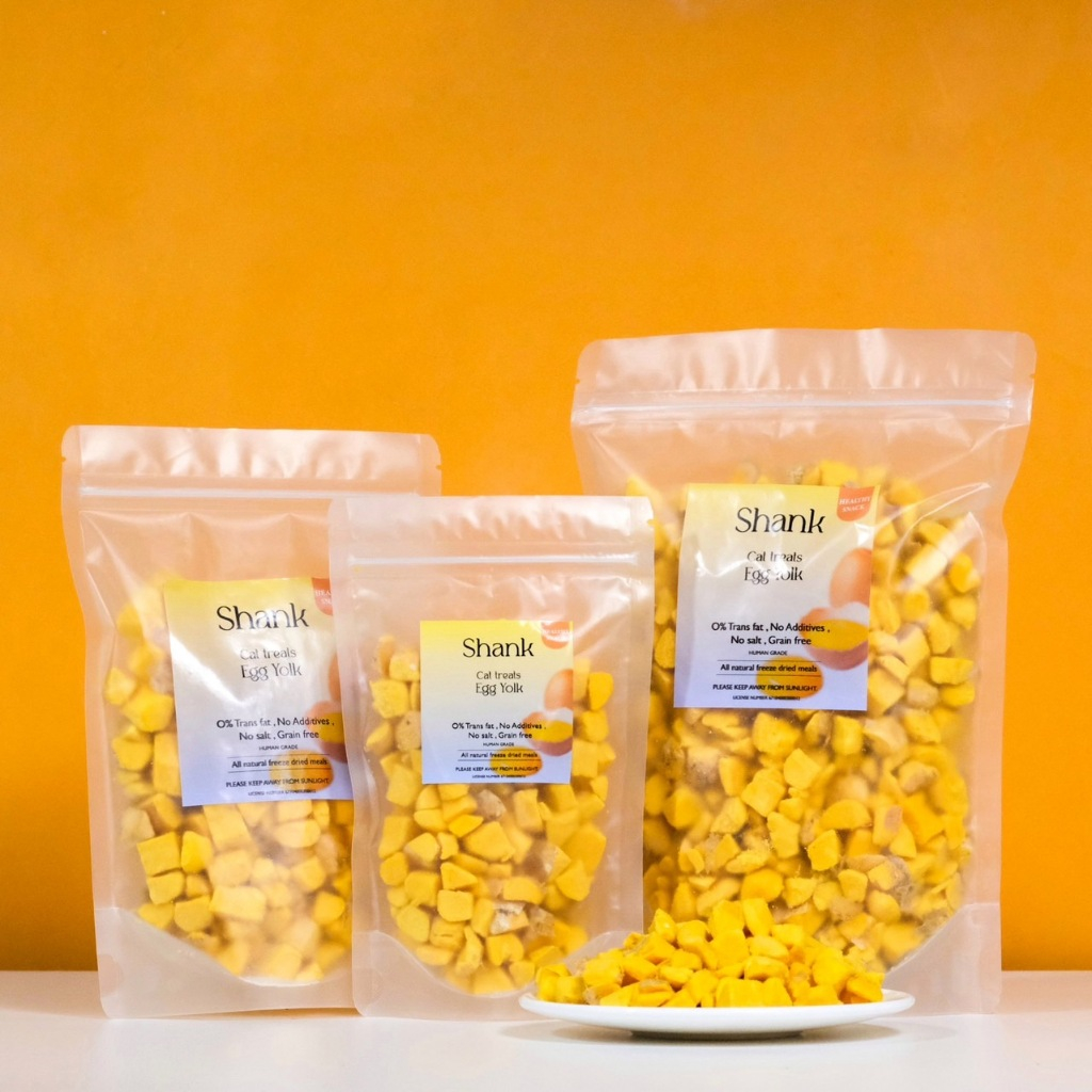 ฟรีซดรายไข่แดง สำหรับสุนัขและแมว ไข่แดง เสริมสร้างโปรตีน วิตามิน A D E K ไขมันดีต่อสัตว์เลี้ยง