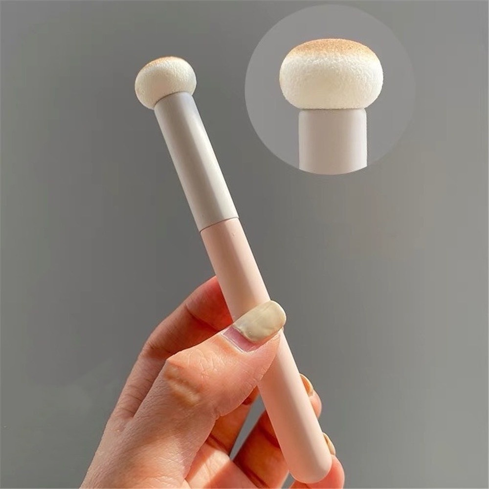 แปรงแต่งหน้า คอนซีลเลอร์ รูปเห็ด ขนาดเล็ก 1 ชิ้น / พัฟแต่งหน้า แป้งแห้ง เปียก ใช้แปรงทาปาก ธรรมชาติ / แปรงแต่งหน้า