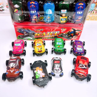 ลูกอม+รถเเข่งของเล่น มีขนมเเละของเล่น (1 กล่อง 30 ชิ้น)