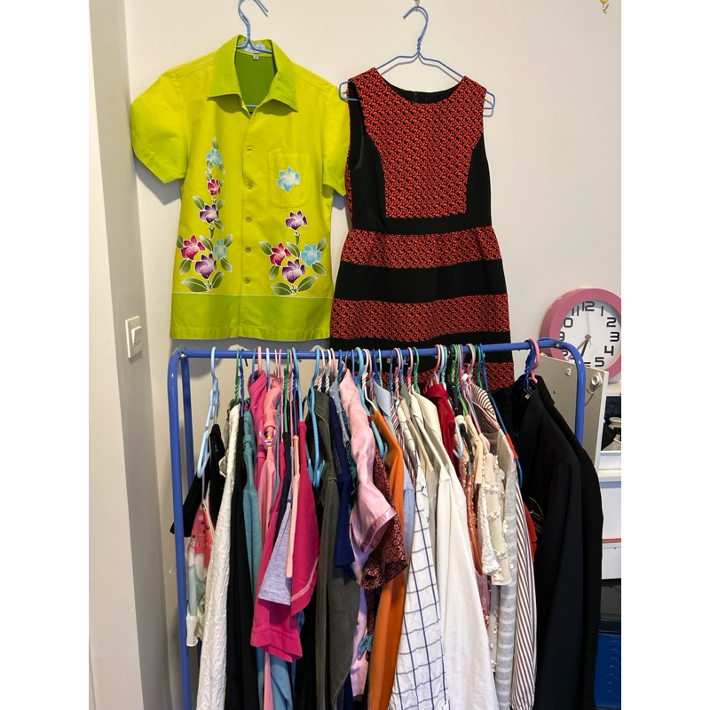 เสื้อผ้ามือสองสภาพ90%เฉพาะไล้สด