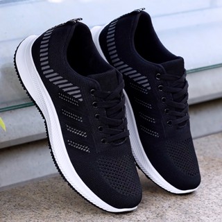 Man.shop  สต๊อกแน่น รองเท้าลำลอง มี 3 สี 6 ไซส์เลยน้า แมทช์ไ…