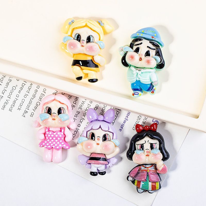 เรซิ่นdiy Cry baby แบบเต็มตัวจำนวน5ชิ้น (สามารถเลือกเฉพาะ เรซิ่นหรือพร้อมติดจิบบิทได้ค่ะ)