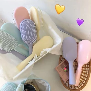 ส่งด่วน 💓Ins💓 หวี หวีเบาะลม หวีแปรง สีสวยน่ารัก ด้ามใหญ่ ไม่กินผม มี 4 สีพาสเทลให้เลือก พร้อมส่ง