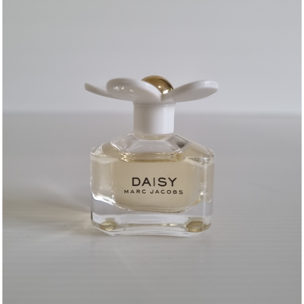 น้ำหอม Marc Jacobs DAISY EDT 4ml มือสอง