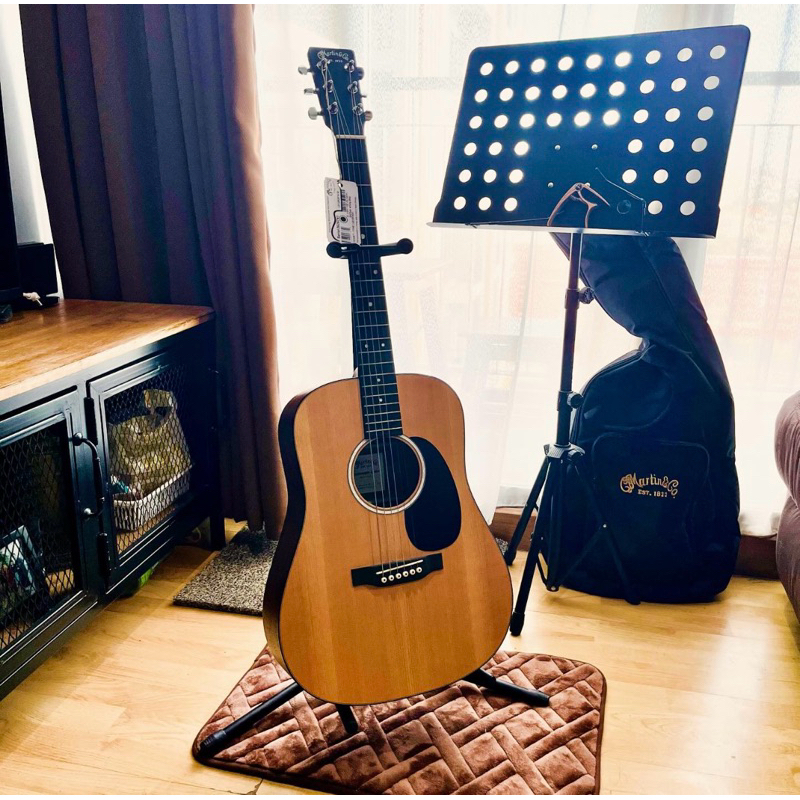 กีต้าร์โปร่ง Martin DJr-10E