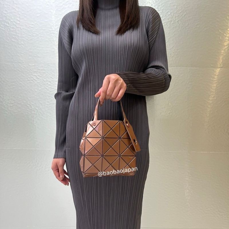 BaoBao CARAT ของแท้จาก Shop baobao issey Miyake