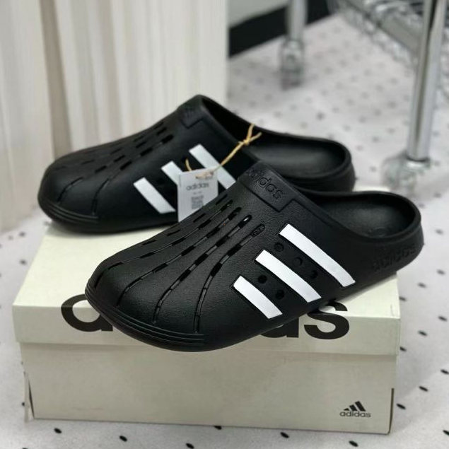 Adilette Clogs รองเท้าแตะ เหมาะกับทุกเพศ ทุกโอกาศ ใส่สบายเท้า