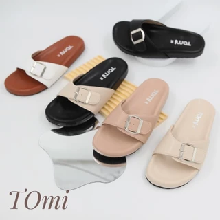 [Tomi] (เท้าอวบ +1 ไซส์)รองเท้าแตะ รุ่นเข็มขัดเดี่ยว พื้นนุ่มใส่สบาย สายพียูหนังนิ่ม/ทรง