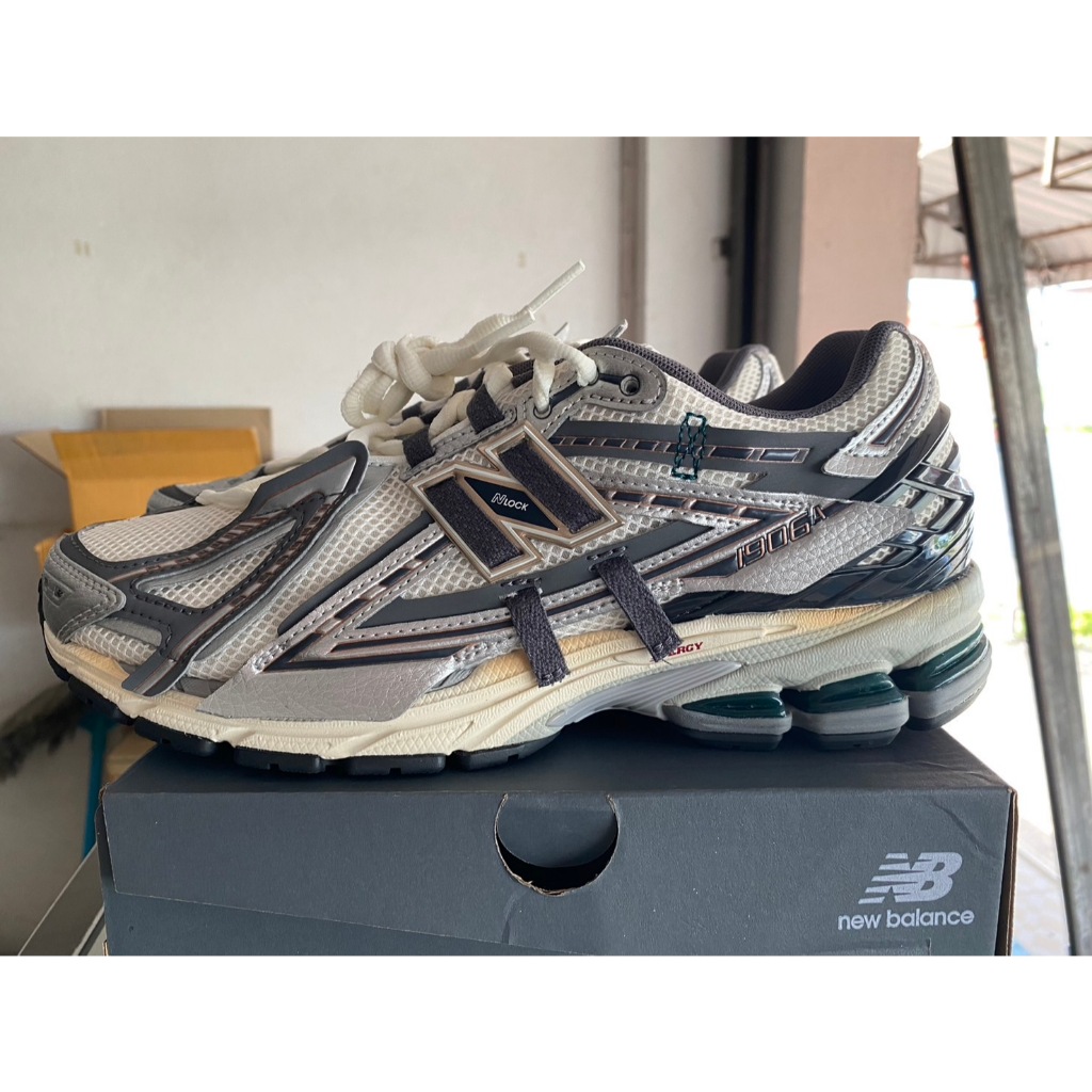 New Banlance 1906AD  11UK 12US 46EU สวย ดีเทลแน่นๆ ใส่แล้วเพิ่มความหล่อ 1000% ของใหม่ พร้อมส่ง