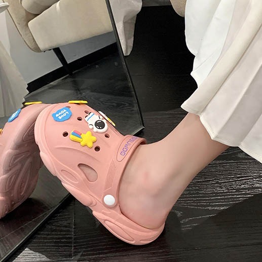 Walkon น้องใหม่ รองเท้าแตะลำลอง ต้าวหัวโตพื้นนุ่มนิ่ม น้ำหนักเบามีกันลื่นในตัวให้อย่างดีใส่ลุยน้ำลุยฝนได้สบายมากๆแถมตัวต