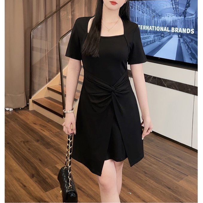 【ใหม่】M-4XL 45-90KG สาวที่อ้วนสามารถใส่ สไตล์ฝรั่งเศส เดรสผ้าแขนสั้นรุ่นใหม่ ทำให้ดูผอม ปกปิดไขมัน เดรสสีดำ