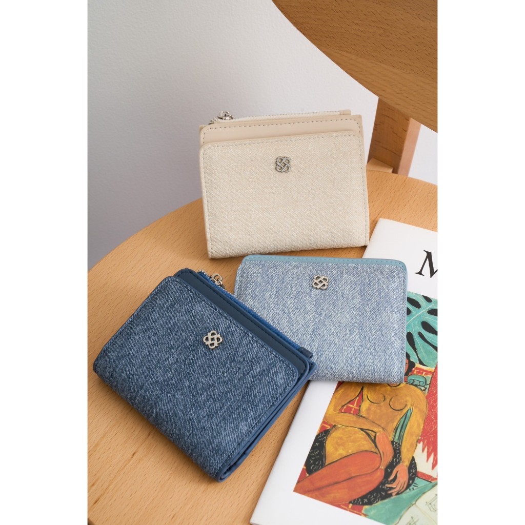 PEROTA “Fluffy Denim Wallet ” มาพร้อมกล่อง
