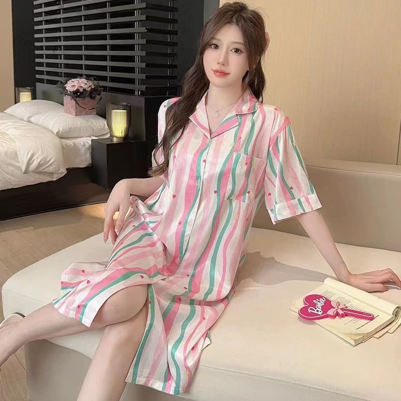 2266-1 MM ชุดกระโปรงคอปก มีฟองน้ำ ใส่หลวมๆสบายน่ารักๆ ไม่ร้อนไม่เคืองผิว ราคาไม่แพง **เลื่อนรูปดูขนาด**(สินค้าพร้อมส่ง)