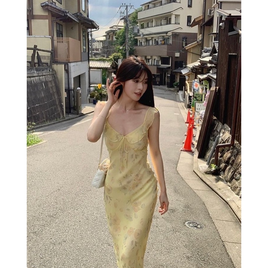 Mogwany พร้อมส่ง **งานตัดร้าน** Bianca Butter Dress เดรสยาวสีเหลือง น่ารักมาก แต่งระบาย ผูกอก