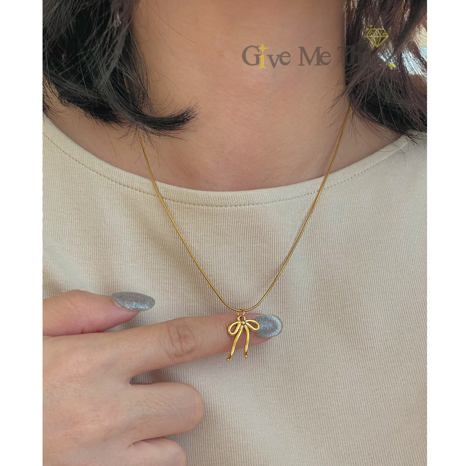 สร้อยคอสแตนเลสแท้ สไตล์มินิมอล ชุบทอง 18K สร้อยคอรุ่น Charm Bow Necklace Givemethat