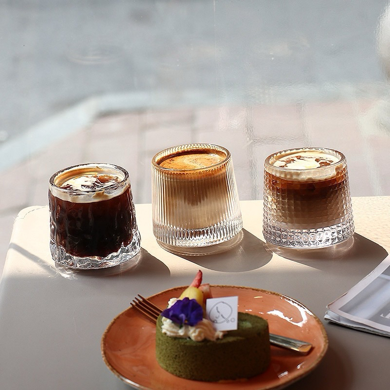แก้วกาแฟ dirty หรือใส่กาแฟร้อน ขนาด 200 มิล ออกแนวมินิมอล