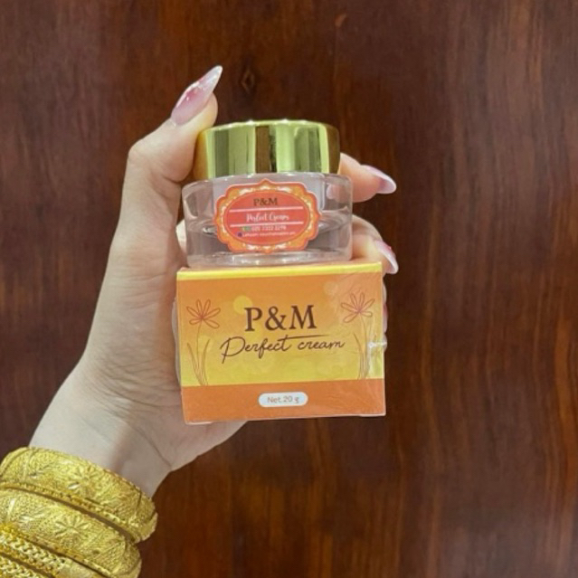 ครีมลาวหน้าใส P&&M บำรุงผิวหน้า