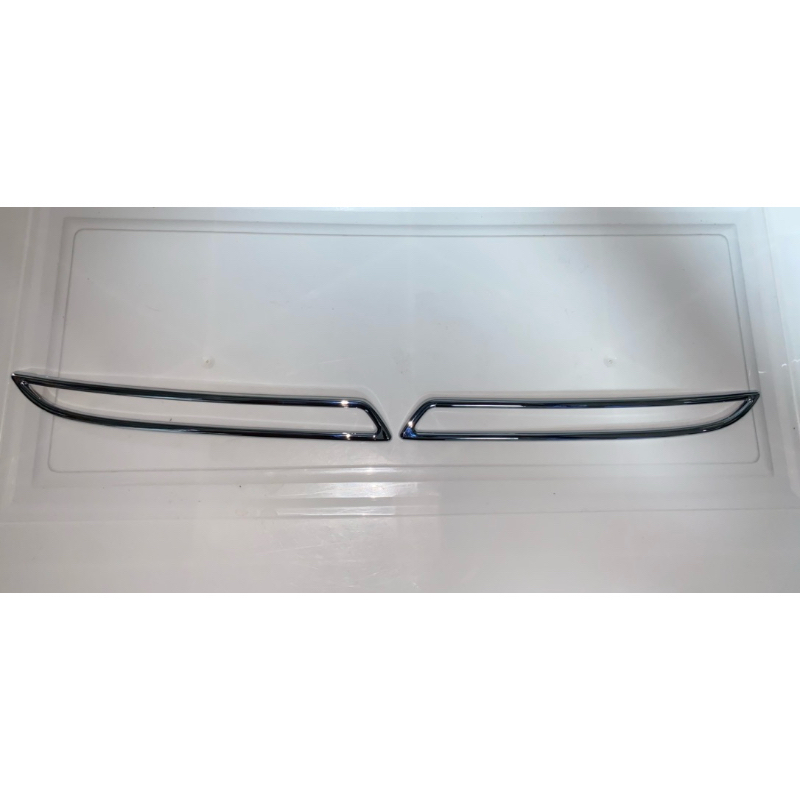 Cover ไฟทับทิมกันชนหลัง Jazz GE sv/Hybird /Crz 🇯🇵