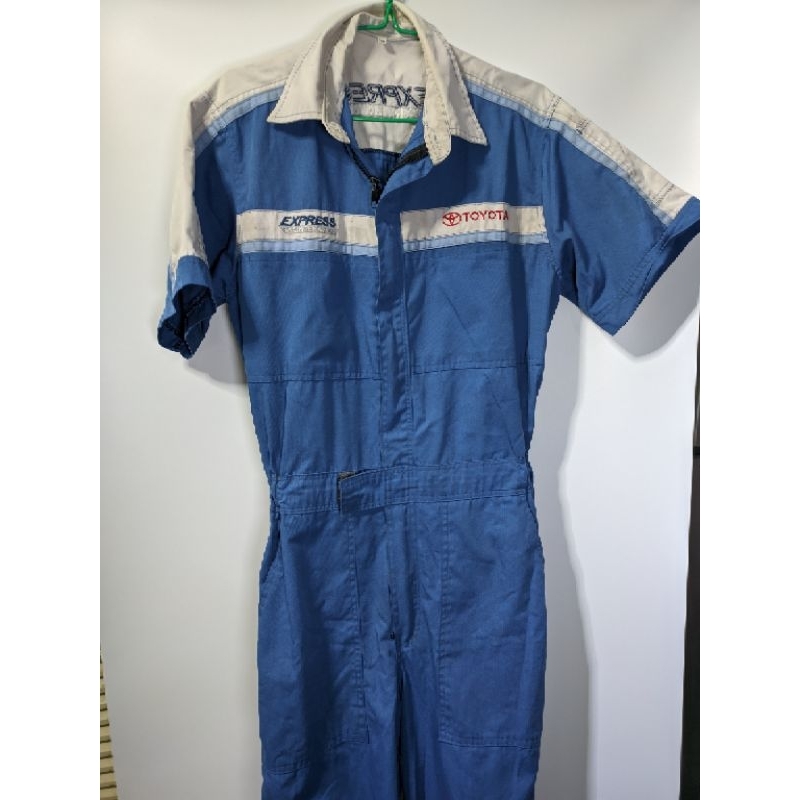 ชุดหมีช่างTOYOTA มือสอง อก44 มีรอยเปื้อนตามการใช้งาน