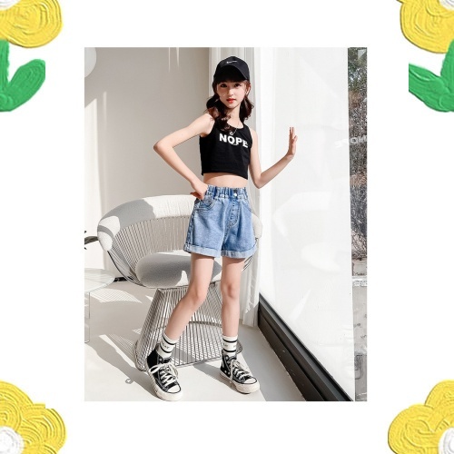กางเกงยีนส์ขาสั้นผ้ายืด ใส่สบายไม่อึดอัด เนื้อผ้ายืดสะดวกต่อการเคลื่อนไหวของเด็ก เหมาะสำหรับเด็กผู้หญิงอายุ2-12ปี