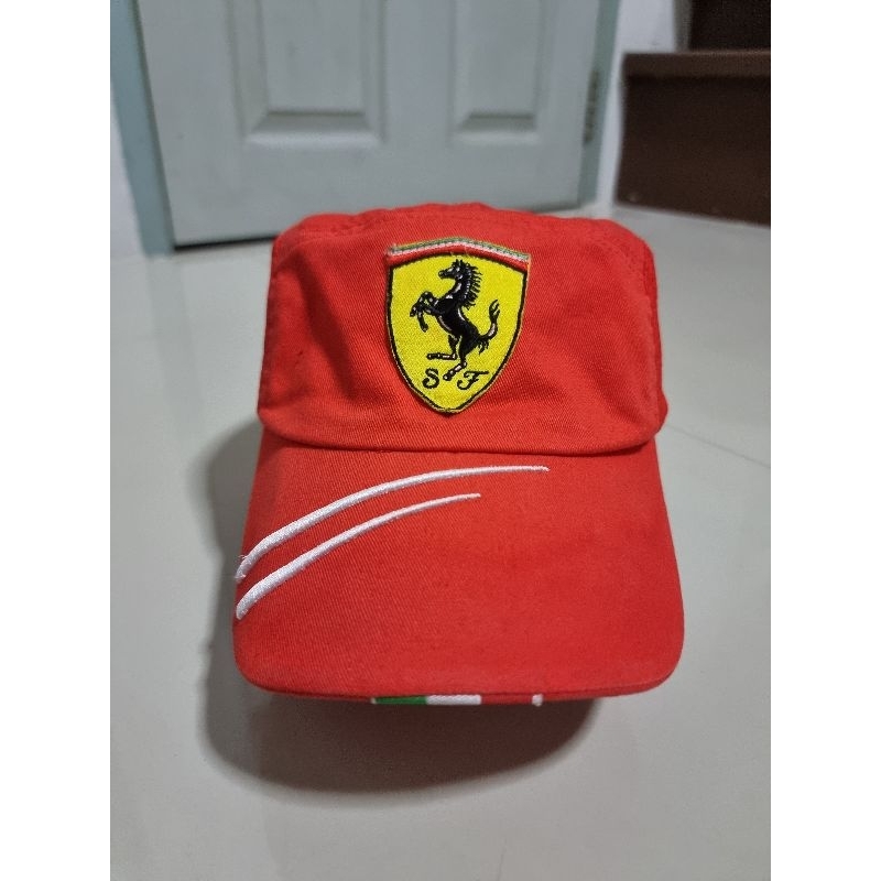 หมวก Ferrari Puma F1 แท้ สีแดง ปรับขนาดได้