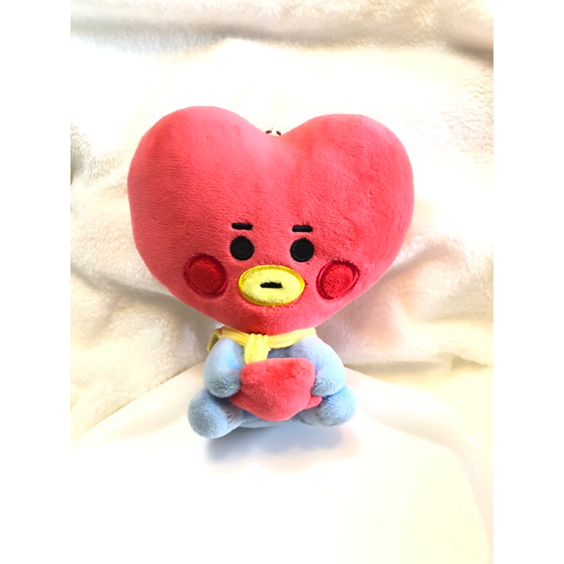 พวงกุญแจตุ๊กตา TATA BT21  มือสอง สภาพดีค่ะ