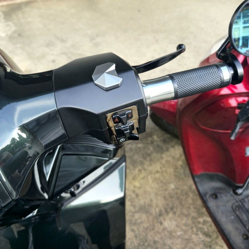 [พร้อมส่ง🇹🇭] HT อุดรูกระจก Lambretta X200 X300 ทรงโมเดิร์นตรงรุ่น หล่อ เท่ห์ลงตัวไม่เหมือนใคร