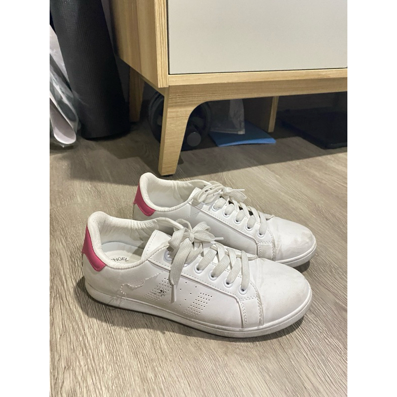 รองเท้าสนีกเกอร์ Villains