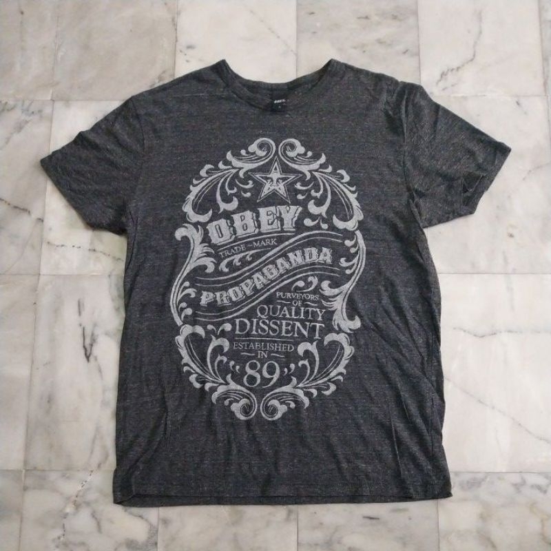 เสื้อยืดแขนสั้น แนวสเก็ตบอร์ด OBEY แท้ มือสอง สภาพดี ของพร้อมส่งครับ