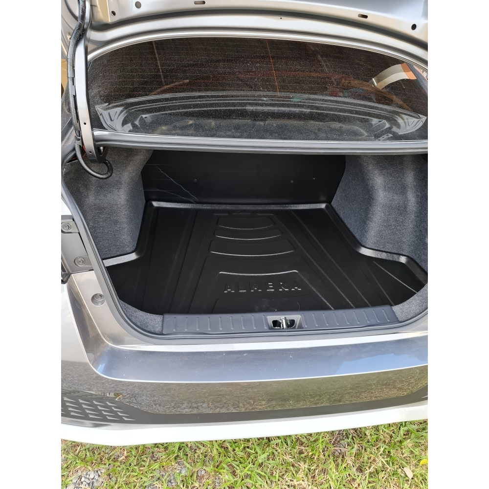 (ครบชุด) พรมปูพื้นรถยนต์ และ ถาดท้ายรถ NISSAN ALMERA ปี 2020-2026 (แถมผ้า) พรมรถยนต์ ถาดสัมภาระ ราคา ถูกที่สุด ดีลบีเคเค แกลเลอรีภาพที่ 9