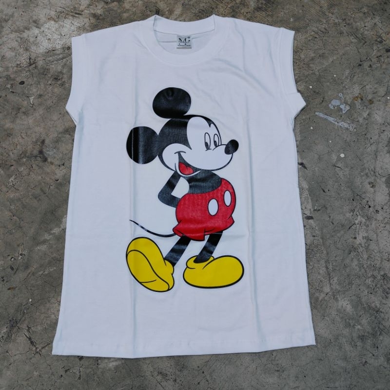 เสื้อกล้ามแขนล้ำ ลายมิกกี้เม้าส์ คอกลม
