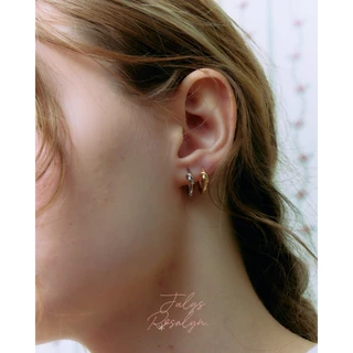 Julys - knot huggie earrings