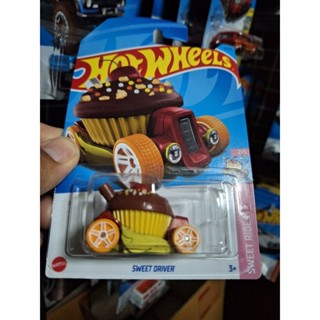 hotwheel basic car sweet driver