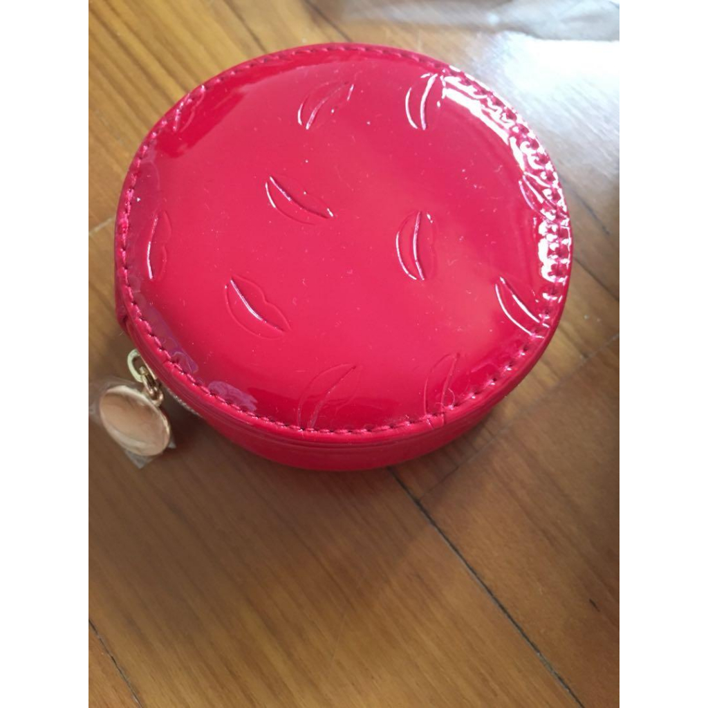 สินค้าแท้ 100% จาก YSL บิวตี้ small pouch กระเป๋ากลมใส่ตลับคุชชั่น สีชมพู