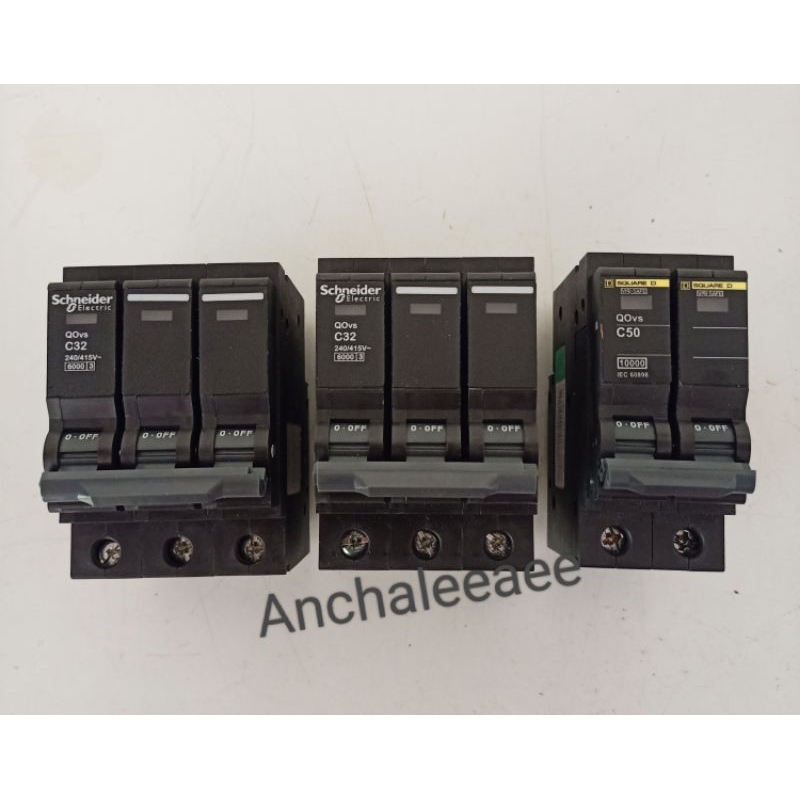 Schneider Electric Circuit Breaker 3P, 2P Square D, QO332VSC6T,QO250VSC10T