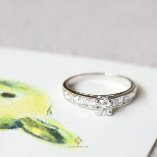 Gems Heritage : แหวนเพชรแต่งงาน Wedding ring with round and baguette diamond (rwg0052)