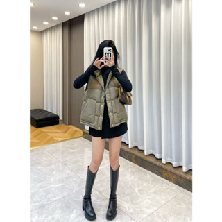 **do** เสื้อกั๊ก Ce li ne QUILTED VEST IN LIGHTWEIGHT NYLON KAKI สินค้าใหม่ ของแท้