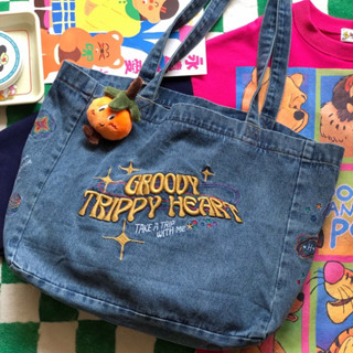 GROODY TRIPPY HEART BAG : กระเป๋าผ้ายีนส์งานปักสีสัน