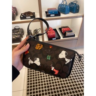 ✔ ของแท้ 100% ✧.* New พร้อมส่ง ✧.*กระเป๋า Coach CE707 Coach X Peanuts Nolita 19