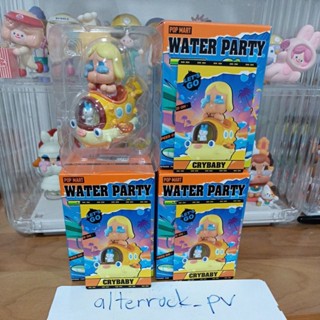 Popmart crybaby water party สินค้าพร้อมส่งในไทย