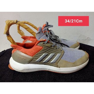 Adidas Size 34 ยาว 21 Cm  รองเท้ามือสอง  ผู้หญิง เท้าเล็ก แฟชั่น ลำลอง ทำงาน