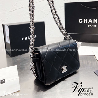 Chanel shoulder bag with chain 8" / Chanel Bag พร้อมส่ง กระเป๋าสะพาย สายโซ่อะไหล่เงินทบสามชั้น หรูหรา งานหนังเรียบสวย