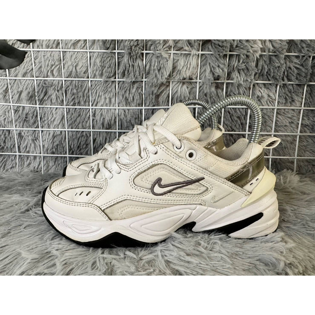M1 Size 36.5/23 cm Nike M2K ขาว ผ้าใบ รองเท้ามือสอง ของแท้ รุ่นฮิต ใหม่กริบ